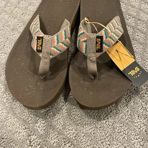 TEVA WOMENS 6 RETRO GEOMETRIC NEUTRAL REFLIP FLIP FLOPS SANDALS New With Tags - Picture 1 of 13