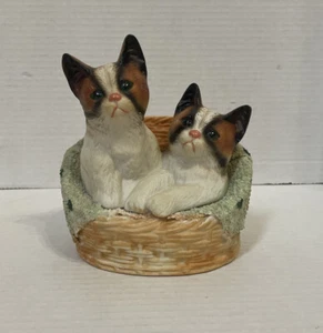 6" Tall two Cats or Kittens in a Basket Figurine Ceramic in EUC - Picture 1 of 4