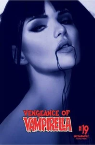 VENGEANCE OF VAMPIRELLA #19 1:40 OLIVER BLUE TINT VARIANT 9.0 DYNAMITE 062321 - Picture 1 of 1