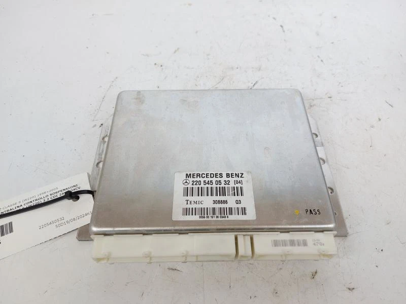 2205450532 CENTRALINA CONTROLLO SOSPENSIONI MERCEDES-BENZ CLASSE S (W220) 3.2 CD - Immagine 1 di 3