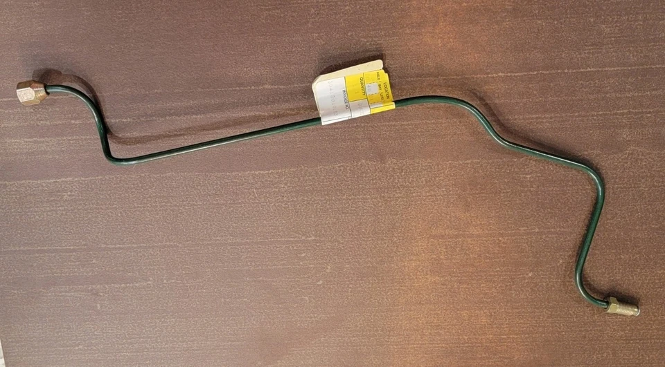 Tubo de freno trasero izquierdo Saab 99 (LH) - OEM línea dura - 8917510 - NOS Foto 1 de 4