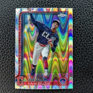 Triston McKenzie - 2025 Topps Chrome #21 RayWave Refractor - Bild 1 von 2