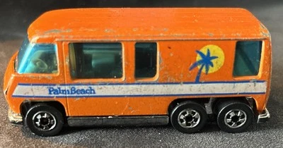 Autocaravana GMC Hot Wheels Palm Beach 1976 vintage naranja pared negra Mattel Foto 1 de 4
