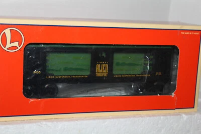 LIONEL   #19869    OPERATING ALIEN  TRANSPORT AQUARIUM CAR - Image 1 of 3