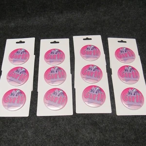 (12) It's A Girl! Botones traseros de pasador rosa una docena totalmente nuevos 2,25" de diámetro fiesta - Imagen 1 de 3