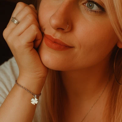 Bracciale Acciaio ciondolo Quadrifoglio Portafortuna argento Donna braccialetto - Immagine 1 di 4