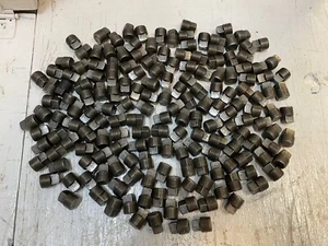 177 Malleable Iron Pipe Fitting 3/4" X 1/2” Square Head Plugs (177 qty) - Picture 1 of 6