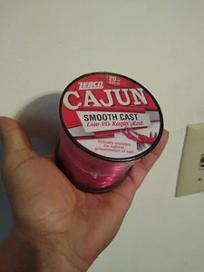 Cajun Line Smooth Cast Angelschnur Low Vis Ragin' Red 650 Yard/20 Pfund Neu - Bild 1 von 4