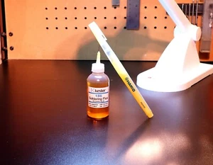 Hako Refillable Flux Pen (FS210-82) & 2oz.Kester 186 RMA Flux (Hako, Weller) - Picture 1 of 4
