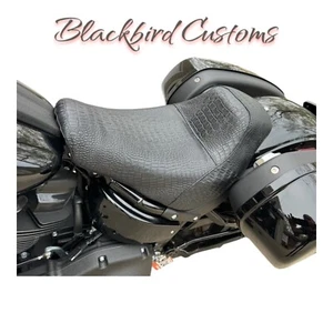 Harley Davidson FXLRS FXLRST M8 Softail Low Rider ST Solo Seat 2018-2023 (Cover) - Picture 1 of 3