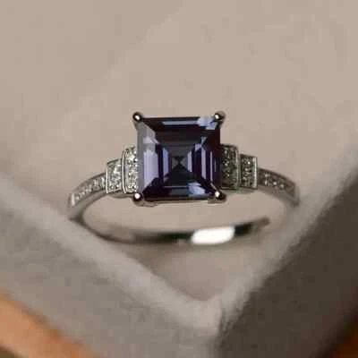 AAA Princess cut 2.80 Ct Color Changing Alexandrite 14K solid White Gold Ring - Image 1 of 4