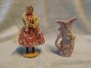 Vintage European 5" Woman in Dress Figurine & 4" Mauve Flowered Vase Shadow Box - Picture 1 of 12