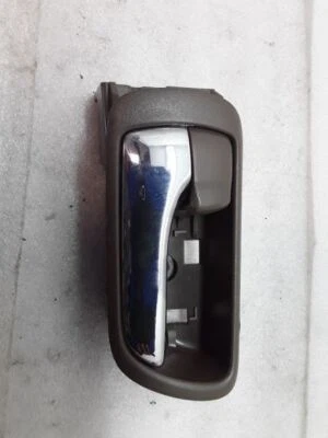 L/R Left Rear Interior Door Handle Brown 2005 TOYOTA CAMRY HO-75P - Image 1 of 4