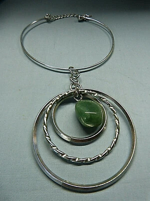 Kette Halsreif  Halsring  grüner Stein silberfarben  Modeschmuck - Bild 1 von 2