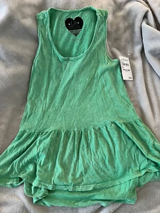 LA Social Kids Hi Lo Tank In Green In Size Small - Picture 1 of 4