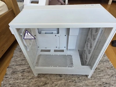 NZXT H5 Flow RGB Mid-Tower-Gehäuse - Weiß - Bild 1 von 4