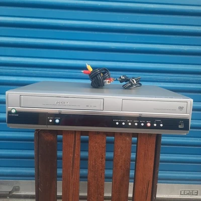 Toshiba D-VR5SU DVD Recorder Hi-Fi VCR Combo No Remote Tested Working - Image 1 of 4