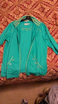 Quacker Factory Size 1X Green Jacket  With Sleeveless Top Inside  - Image 1 of 4