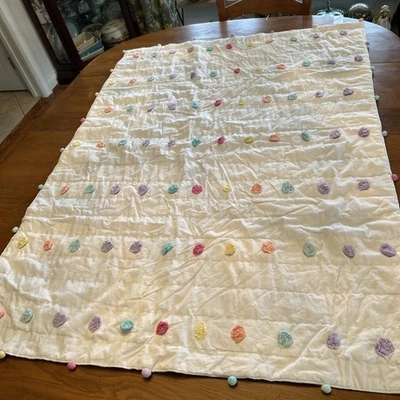 Pottery Barn Kids White Multicolor Pastel Pompoms Baby Toddler Quilt Bedding - Image 1 of 4