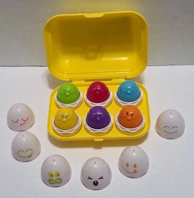 Tomy Toomies Hide & Squeak Huevos Niño Pequeño Juguete Clasificador a Juego 6m+ De Colección 1993 Pascua Foto 1 de 4
