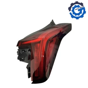 New OEM GM Tail Light Lamp Right Rear For 2022-2025 Cadillac CT5 85164447 - Picture 1 of 4