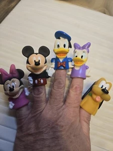 Vintage 5 Disney  Finger Puppets by Ginsey 1982 Mickey Minnie Pluto Donald Daisy - Picture 1 of 5