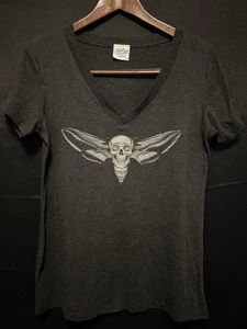 Black Market Art Schmetterling Motte Totenkopf anthrazitgrau V-Ausschnitt T-Shirt Damen XL - Bild 1 von 14