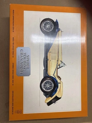Kit Modelo Grand Sport Poacher Torino Escala 1/8 1932 Alfa Romeo Spider Touring Foto 1 de 3