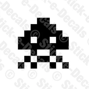 ALIEN 02 SPACE INVADERS Retro Classic Video Game Car Vinyl Decal Geek Nerd - Bild 1 von 2