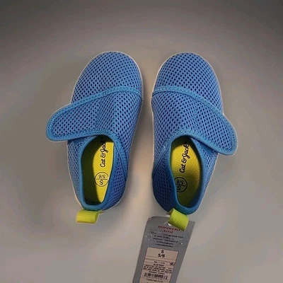 Zapatos sin cordones de peluche para niños pequeños Cat & Jack S 5/6 nuevos con etiquetas. Color azul Foto 1 de 4
