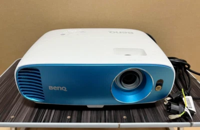 BenQ TK800 True 4K UHD HDR Home Entertainment Projector Working Used - Image 1 of 4
