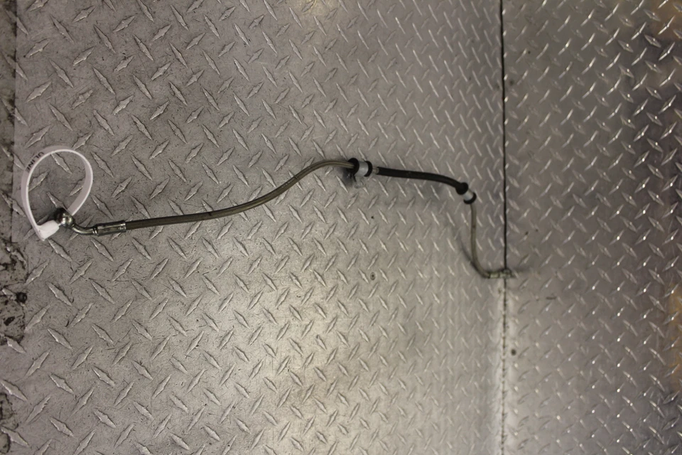 Mangueras de pinza de freno delantera Buell Lightning XB12S 2004 Foto 1 de 4