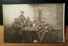 Westfront 1916 - 5 Soldaten beim Bier / Foto Karte I. Weltkrieg wohl Frankreich