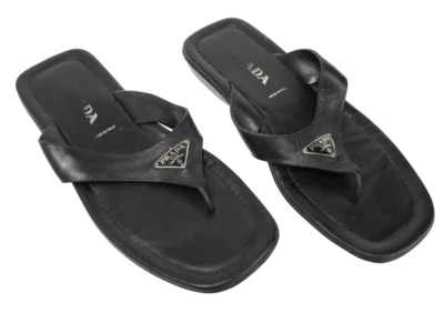 Chanclas PRADA Zapatos Para Mujer (UE) 35.5 Cuero Negro Triángulo Logo Puntera Cuadrada Foto 1 de 4