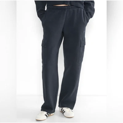 Pantalones TNA Mujer Negros Acogedores Vellón Carga MegaFit Bolsillos Sudaderas Aritzia MED Foto 1 de 4