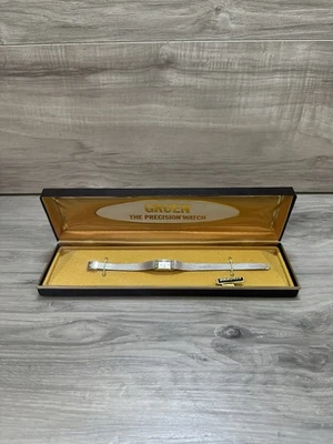 Винтажные часы The Gruen The Precision Watch W Six Diamonds НУЖДАЮТСЯ В АККУМУЛЯТОРЕ - Изображение 1 из 4