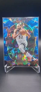 🔥Karl-Anthony Towns🔥Blue Cracked Ice Prizm 2022-23 Panini Select Concourse #12 - Picture 1 of 2