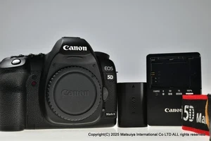Canon EOS 5D Mark II 21.1MP DSLR Camera Body Shutter Count - Picture 1 of 8