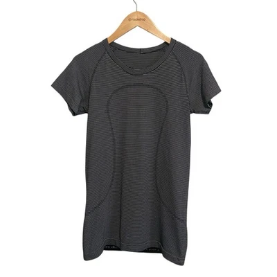 Lululemon Black and White Stripe Swiftly Tech Short Sleeve Tee Shirt Size 8 - Image 1 of 4