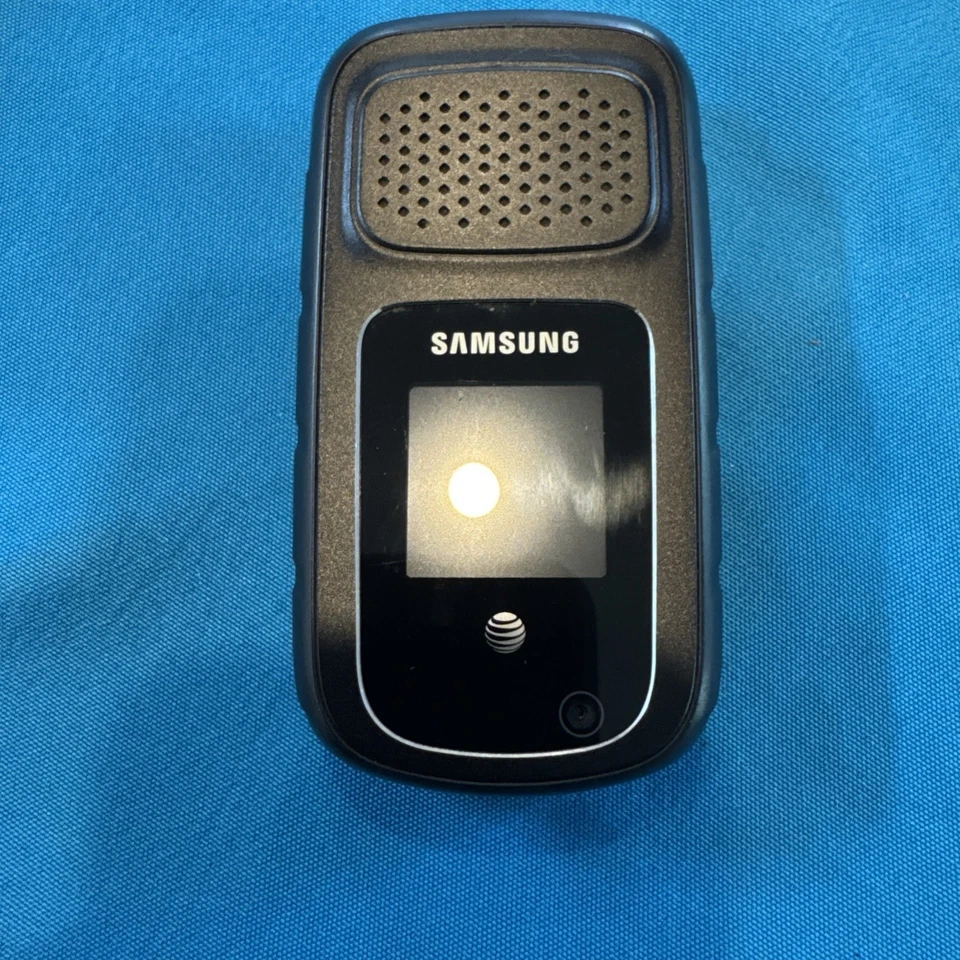 Teléfono móvil plegable Samsung Rugby 4 SM-B780A AT&T 3G reproductor de Mp3 Bluetooth 3MP Foto 1 de 4