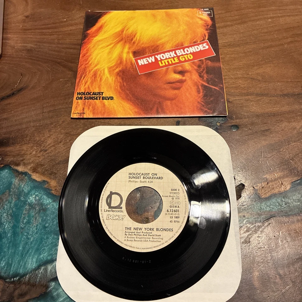 New York Blondes Debbie Harry/ Blondie - Little GTO 7'' Vinyl Germany 45 Vinyl - Image 1 of 4
