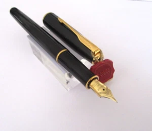 STYLO PLUME PARKER SONNET DE PRESTIGE EN LAQUE NOIRE PLUME OR ECRITURE FINE A7 - Imagen 1 de 12