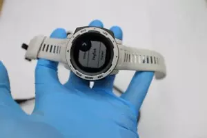 Reloj táctico Garmin Instinct y cargador - Imagen 1 de 6