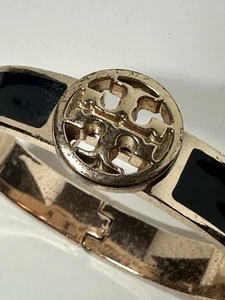 TORY BURCH Armband schwarz Leder Inlay Manschette Armreif Black & Tory Gold Logo - Bild 1 von 6