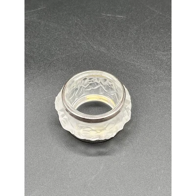 Anillo Servilletero Rosa Vidrio Esmerilado de Repuesto Borde Plateado De Colección Elegante 2" Diam. Foto 1 de 4