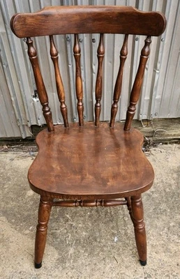 Silla de mesa de estar de colección estilo Windsor respaldo de husillo madera maciza Foto 1 de 4