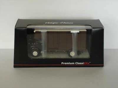 Mercedes-Benz L911 horse transport - 1:43 - Premium ClassiXXs 18250 - Image 1 of 3