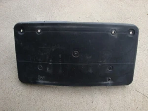 MERCEDES W219 06-11 CLS500 CLS55O LICENCE PLATE MOUNTING BRACKET 2198850181 - Picture 1 of 5