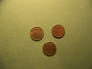 NETHERLANDS 10 CENTS 1950-57  LOT OF 3 COINS  BEATRIX KONINGIN  DER NEDERLANDEN - Picture 1 of 2