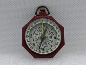 Boy Scout Red Bakelite Pocket Compass Headquarters New York City - Picture 1 of 7